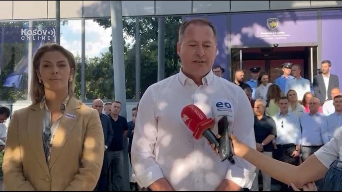 Formirati kosovske institucije